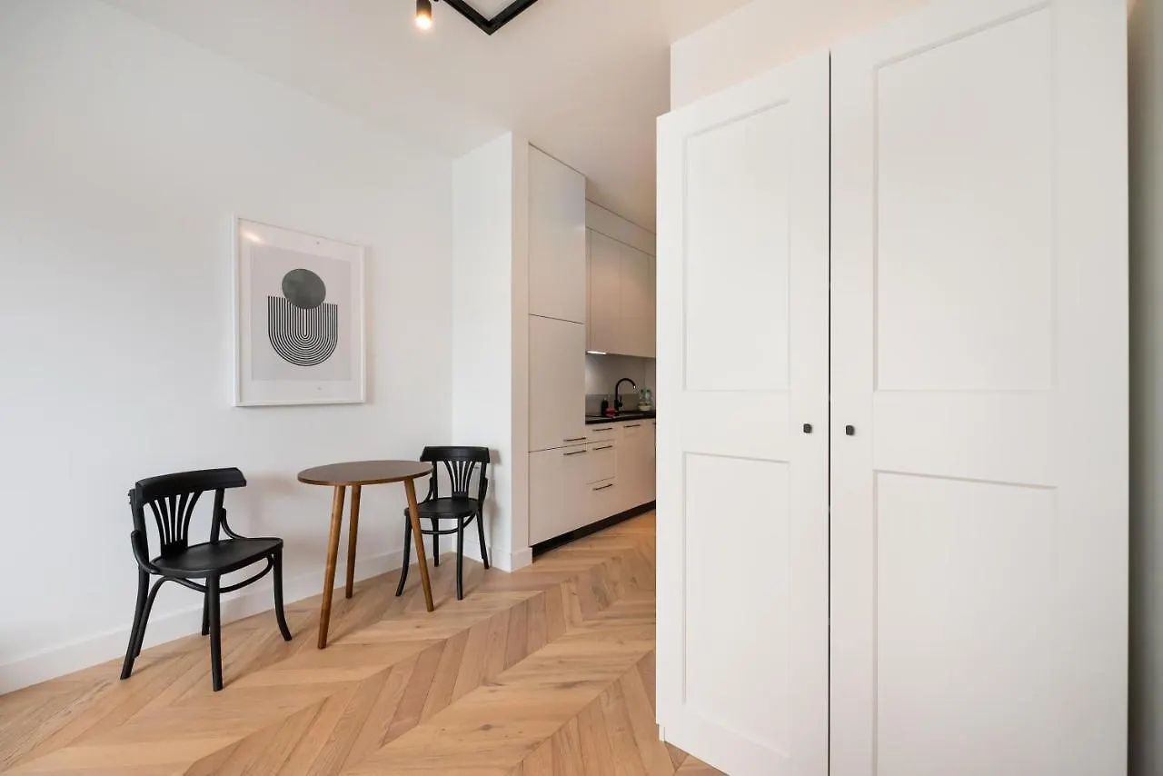 Metro Marymont Pleasant Studio Apartment Warsaw Poland