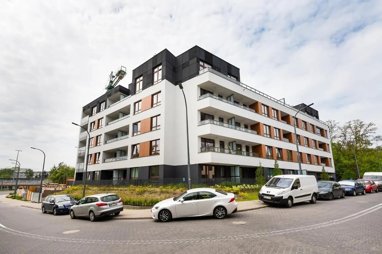 Metro Marymont Pleasant Studio Apartment Warsaw